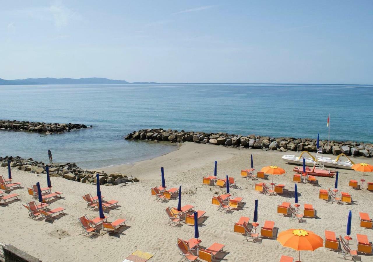 Suite Follonica Beach Extérieur photo